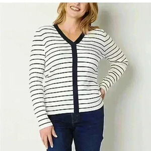 NWT Liz Claiborne Women’s V-neck Long Sleeved Striped Pullover Sweater Sz Small